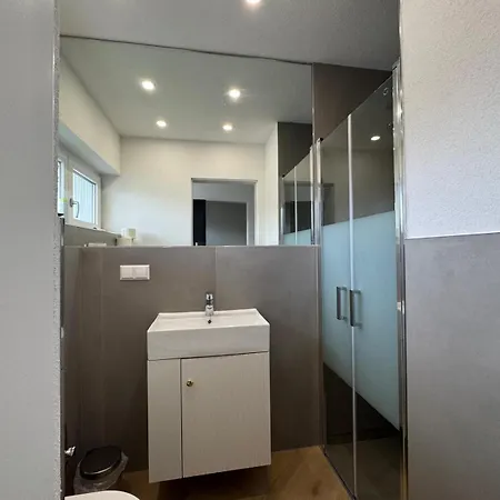 Mit Balkon Und Stellplatz Apartment Pforzheim